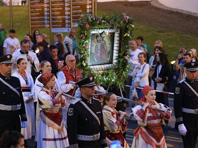 /A/2026/5/MBKV/FOTOGALERIJA - Majka Božja od Kamenitih vrata, 31 svibnja 2026/MBKV2026_TUZN_1 (61).JPG