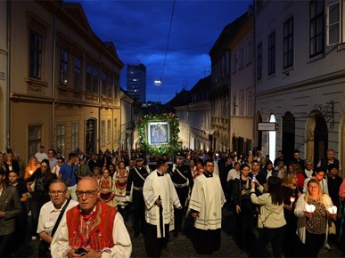 /A/2026/5/MBKV/FOTOGALERIJA - Majka Božja od Kamenitih vrata, 31 svibnja 2026/MBKV2026_TUZN_2 (89).JPG