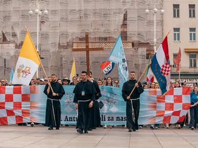 /A/2026/6/B/Održan 8. Antunovski hod mladih u Zagrebu (2).jpg