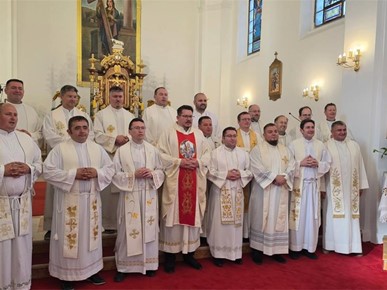 /A/2026/6/C/Svećenici zaređeni 2010. godine okupili se na susretu u Zaboku (3).jpg
