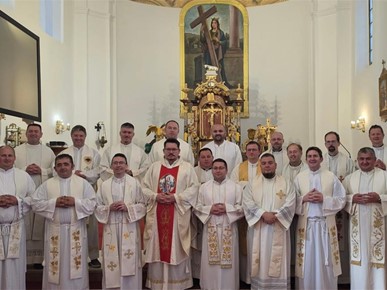 /A/2026/6/C/Svećenici zaređeni 2010. godine okupili se na susretu u Zaboku (4).jpg