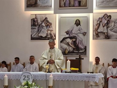 /A/2026/6/D/Proslava srebrnog jubileja vlč. Željka Lovrića u Župi sv. Leopolda Mandića, Ljubljanica-Voltino (1).jpg