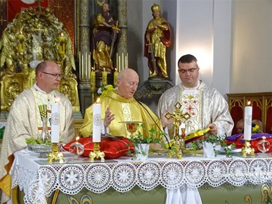 /A/2026/6/E/Zlatnu misu proslavio vlč. Mijo Matošević (2).jpg