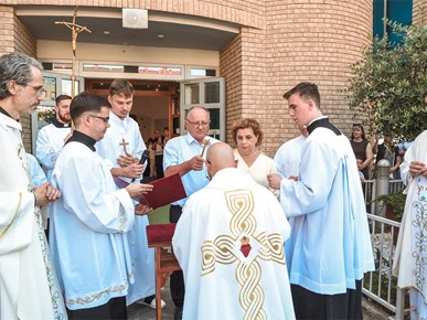 /A/2026/6/G/260628 ​Mlada misa vlč. Jurice Klanfara proslavljena u Župi Bezgrešnog začeća BDM, Malešnica – Oranice (2).jpg