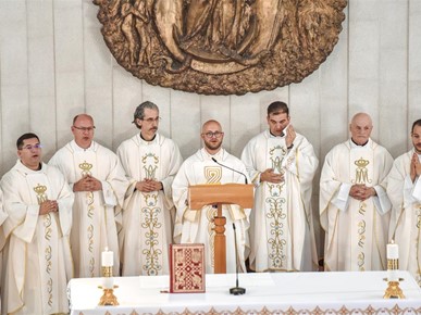 /A/2026/6/G/260628 ​Mlada misa vlč. Jurice Klanfara proslavljena u Župi Bezgrešnog začeća BDM, Malešnica – Oranice (6).jpg
