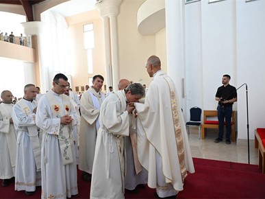 /A/2026/6/G/O. Tomislav Barun proslavio mladu misu u Zaprešiću (4).JPG
