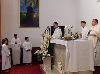 /A/2026/7/B/Biskup Razum predvodio misno slavlje svetkovine Gospe Karmelske u Stepinčevom Karmelu (1).jpg