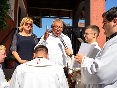 /A/2026/7/B/Don Karlo Ćuk, SDB, proslavio mladu misu u Krašiću (1).jpg