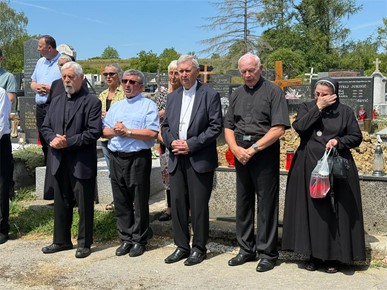 /A/2026/7/C/Biskup Mrzljak predvodio misno slavlje o 62. obljetnici smrti krašićkog župnika Vranekovića (11).jpeg