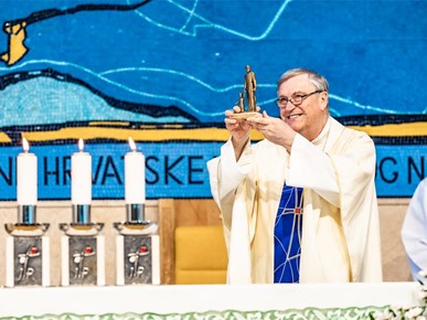 /A/2026/7/C/Mons. Brnić predvodio misno slavlje spomendana sv. Marije Magdalene u Karlovcu JV (11).jpg