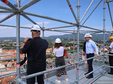 /A/2026/7/C/Rektor, prorektori i dekani Sveučilišta u Zagrebu obišli Zagrebačku katedralu TUZN (9).JPG