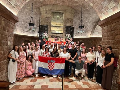 /A/2026/8/B/Radost franjevačke mladosti – susret s papom Lavom XIV. u Asizu (6).jpg