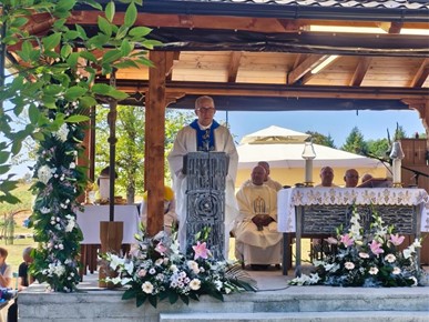 /A/2026/8/B/Svetkovina Velike Gospe proslavljena u Novigradu na Dobri (6).jpeg