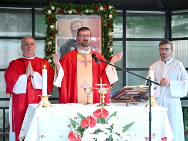 /A/2026/8/B/Župna proslava sv. Maksimilijana Kolbea na zagrebačkom Bijeniku (6).JPG
