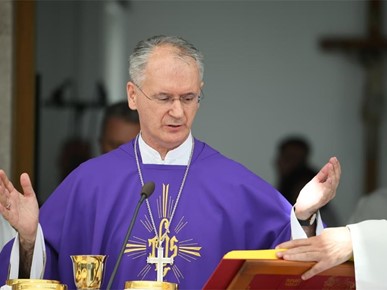 /A/2026/8/C/260822 Misno slavlje na Groblju mira, Bile, BiH (14).jpeg