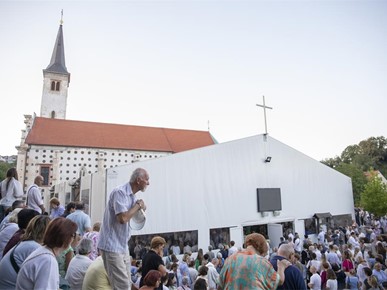 /A/2026/8/Velika Gospa - Remete/260815 Velika Gospa - Remete_Nadbiskup Kutleša (10).jpg
