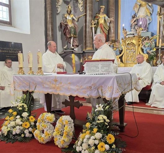 Preč. Marijan Franjčić proslavio zlatnu misu
