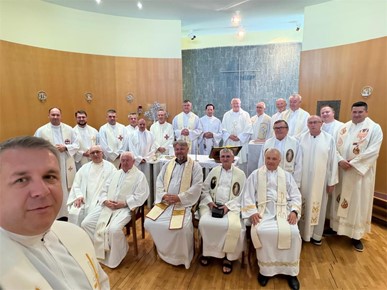 /A/2026/9/C/Svećenici Zagrebačke nadbiskupije sudjelovali na duhovnim vježbama u Krku (3).jpg