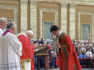 /Pastoral/7_Veliki tjedan 2002.jpg